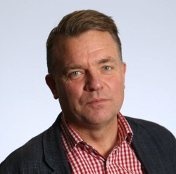 Profile image for Simon Bourke