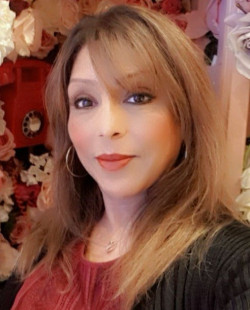 Profile image for Robana Naqvi