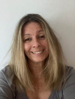 Profile image for Rebecca Housley