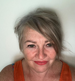 Profile image for Tracey Elliott