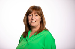 Profile image for Julie Dennis